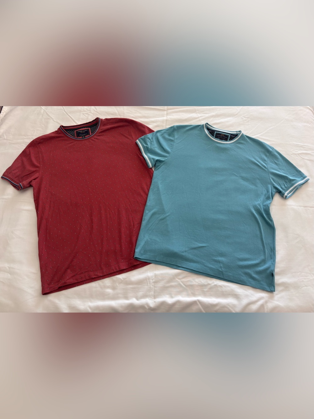 Nickle & Iron Men's Short-Sleeve Crew Neck T-Shirt - Red & Teal in size Medium